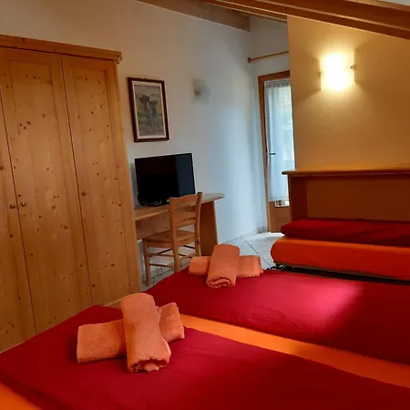 Chalet Beatrice Livigno Zimmer foto